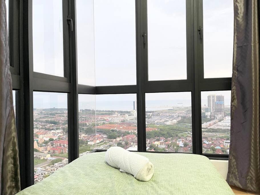 Appartement Quartz Near To Jonker Walk With Infinity Pool Cozy 3B2B à Malacca Extérieur photo