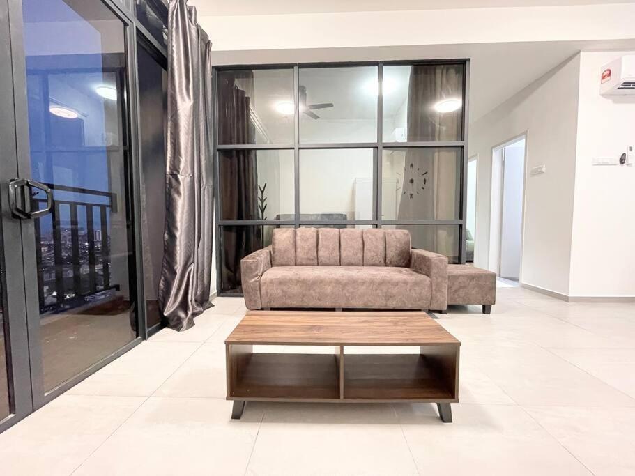 Appartement Quartz Near To Jonker Walk With Infinity Pool Cozy 3B2B à Malacca Extérieur photo